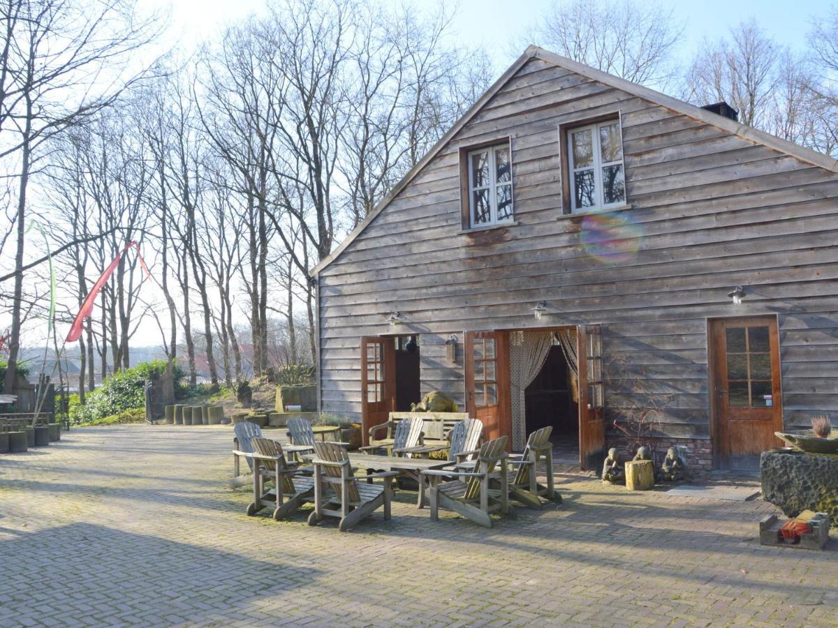 Beautiful Lodge In The Heart Of Maasduinen National Park Wellerlooi Exterior foto